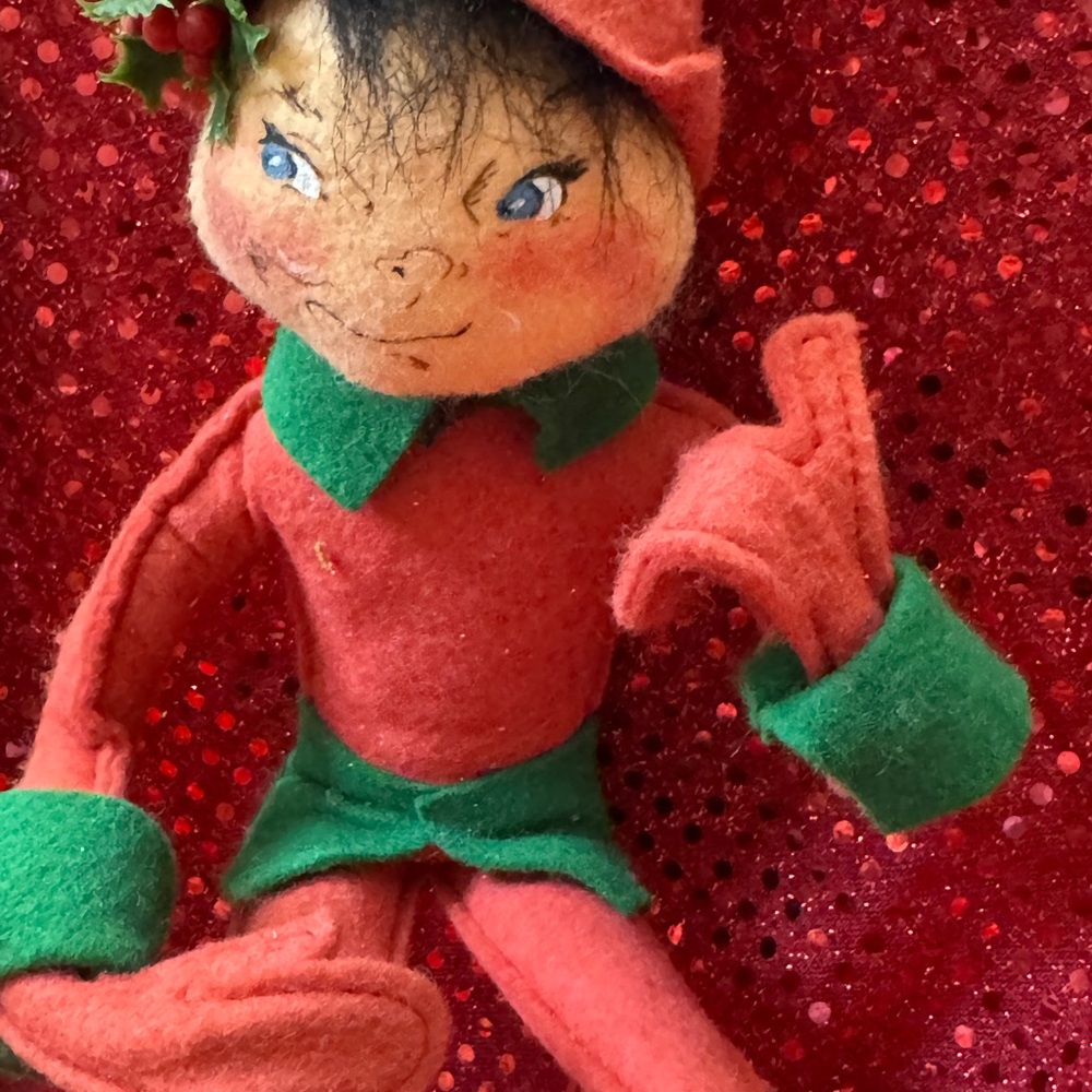 Annalee Red and Green Holiday Elf Decor - Picture 2 of 3